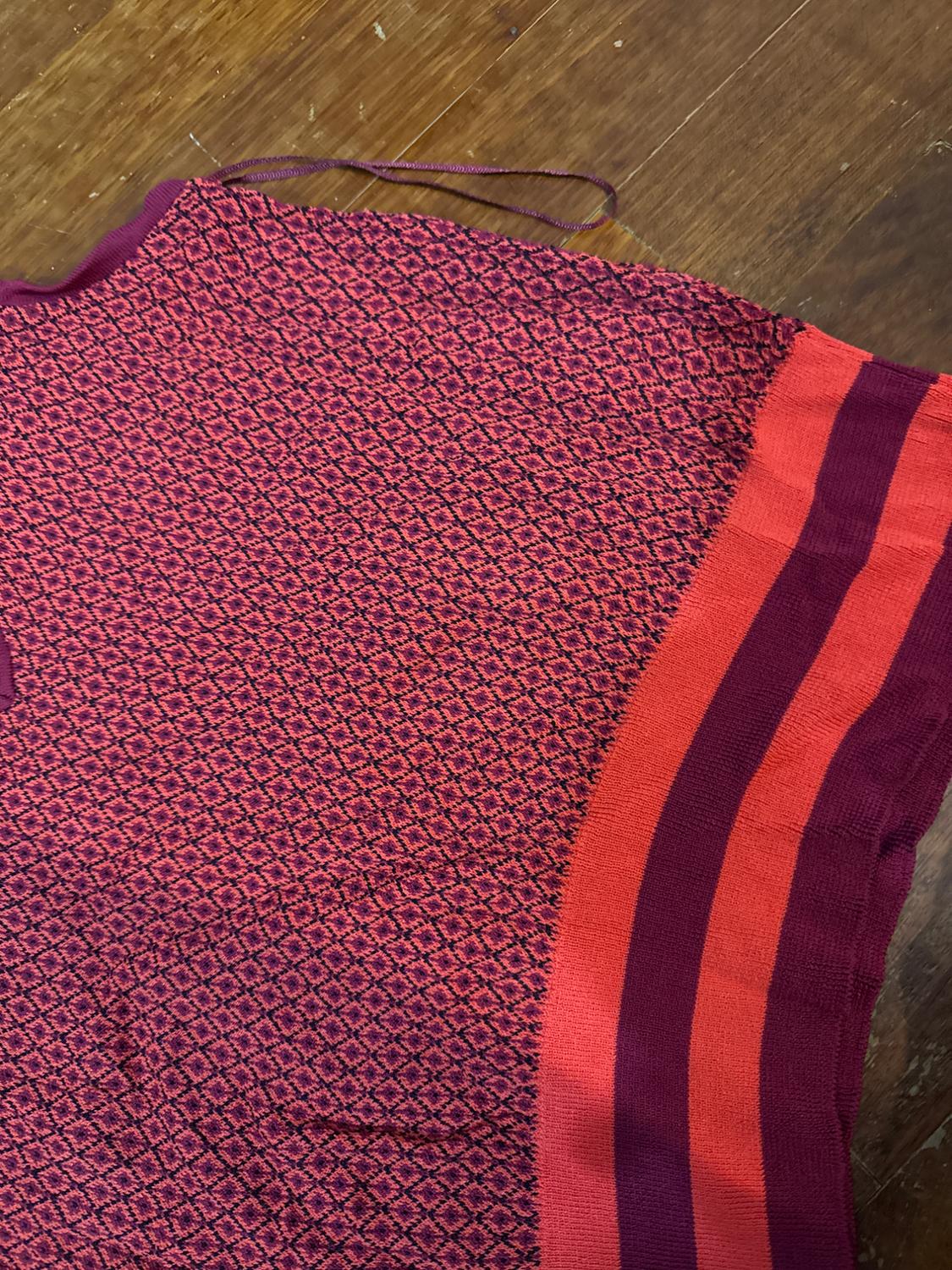 TWO-TONE TOP - Image 3