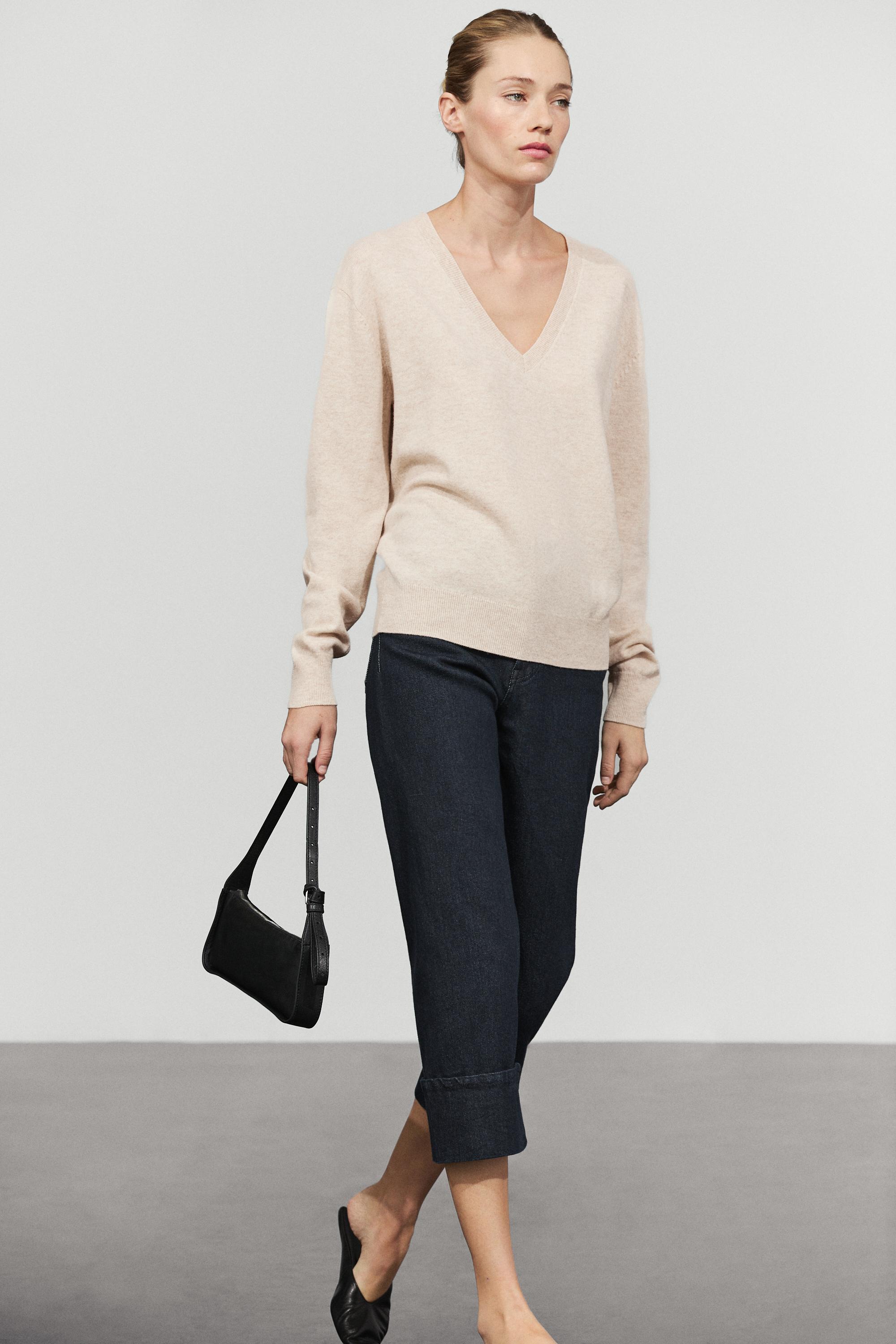 Pull à col en V maille de laine mélangée