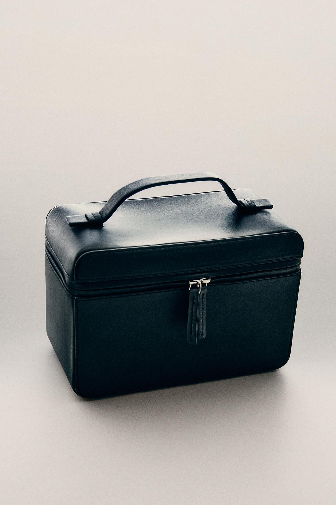 NAPA LEATHER BRIEFCASE MAKEUP BAG — Black