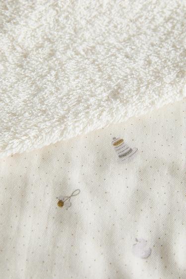 SERVIETTE DE BAIN BÉBÉ - Écru de Zara - Image 1