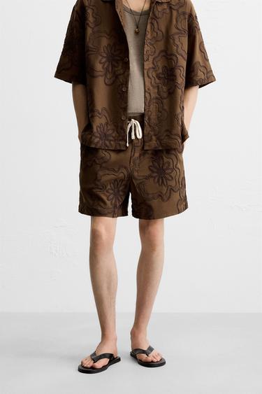 Zara EMBOSSED EMBROIDERY SHORTS - Chocolate