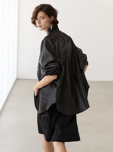 Bermuda tejido técnico - Negro de Zara