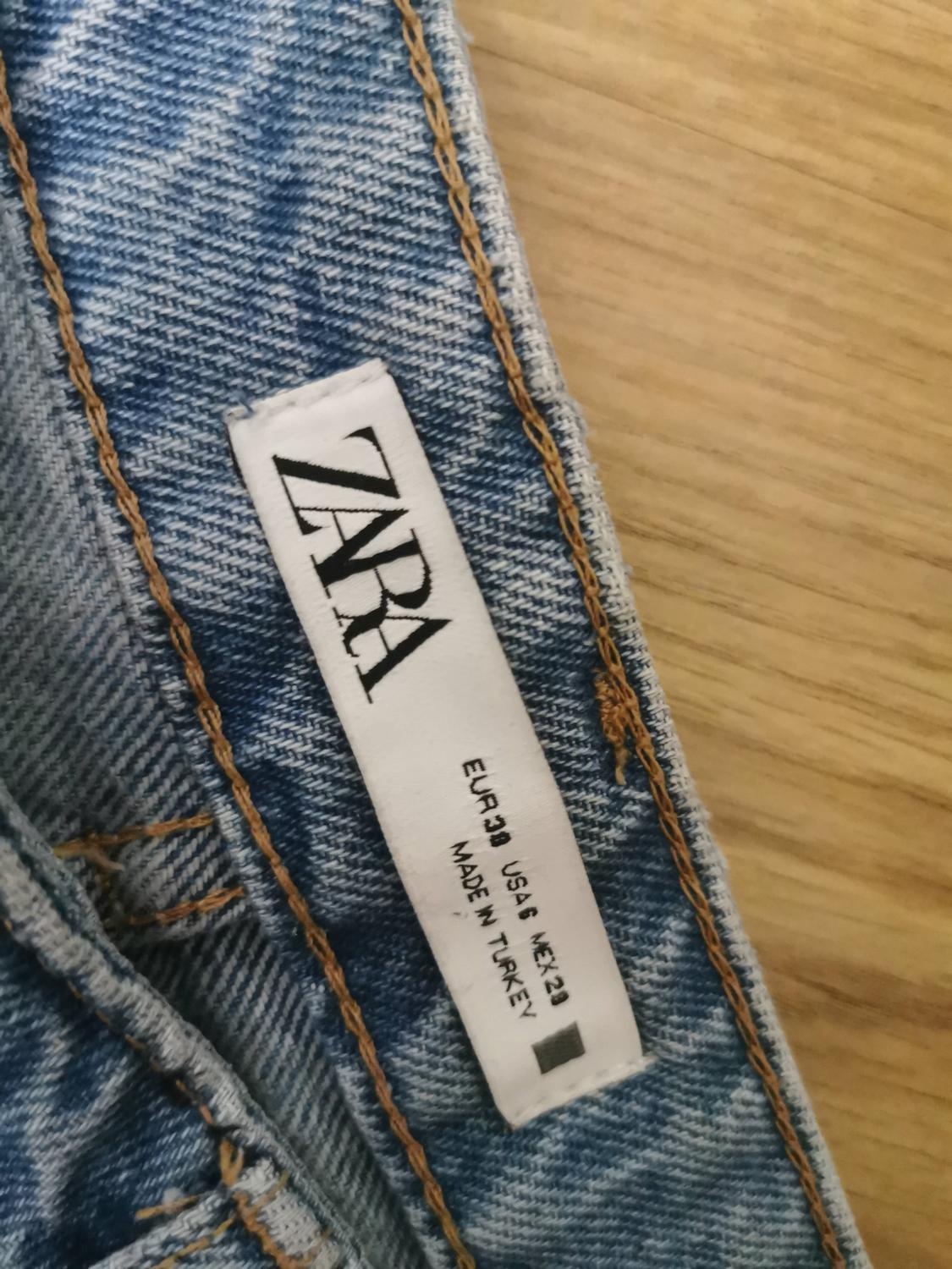 Z1975 RIPPED MOM JEANS - Image 4