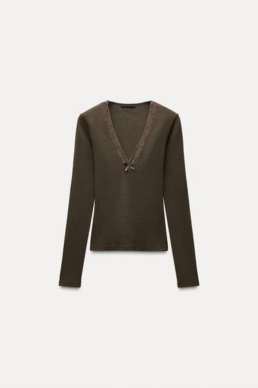 T-SHIRT MIT SPITZE IN VERWASCHENER OPTIK - Braun von Zara - Bild 0