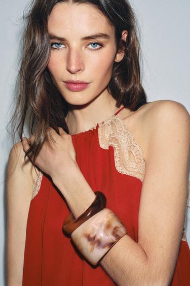 Zara TWO-PACK OF RIGID RESIN BRACELETS - Brown