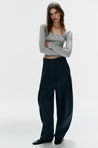 بنطلون بالون بثنيات - بحري داكن الخاص بـ Zara