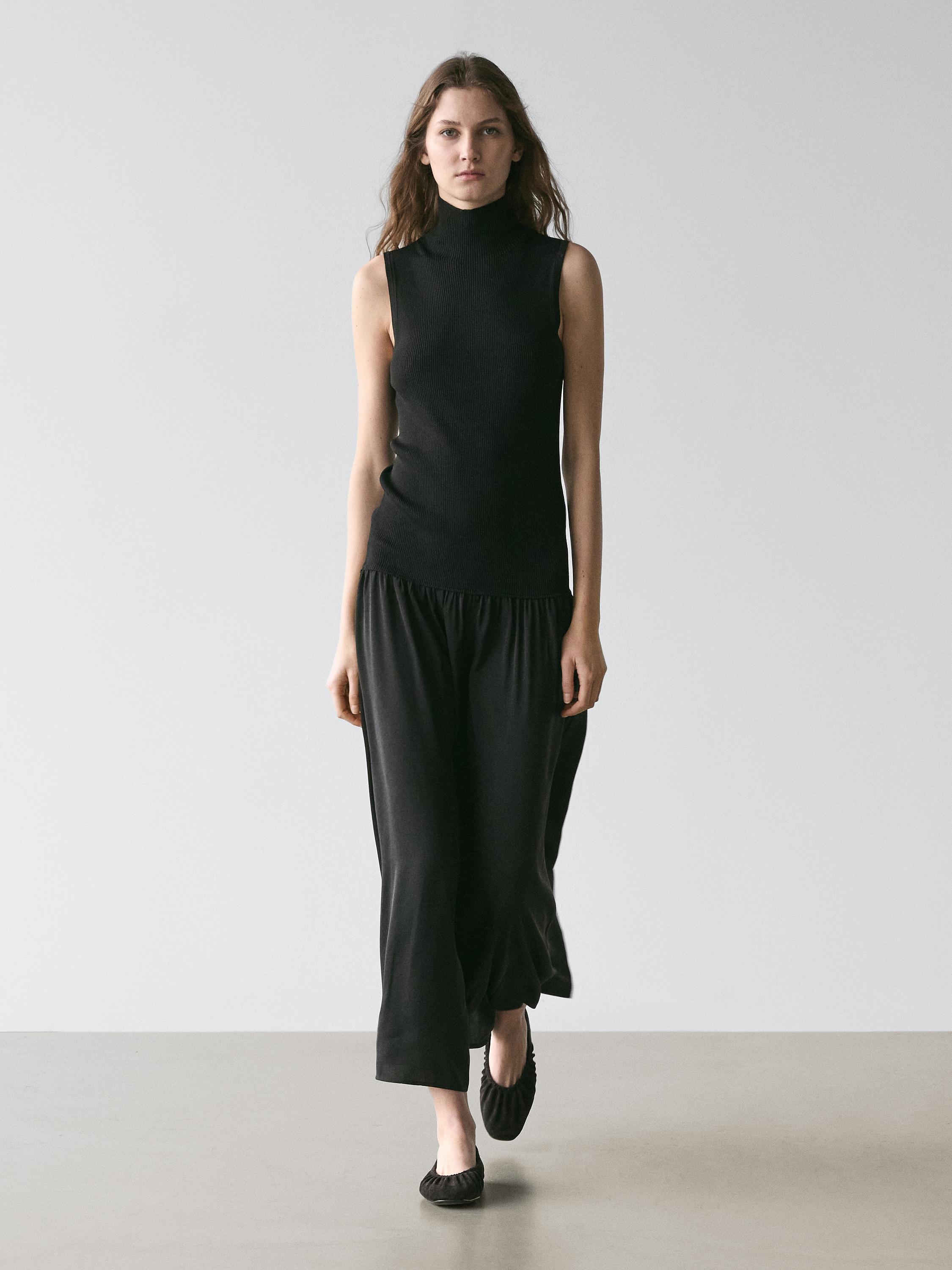 Knit midi dress with contrast detail — Black