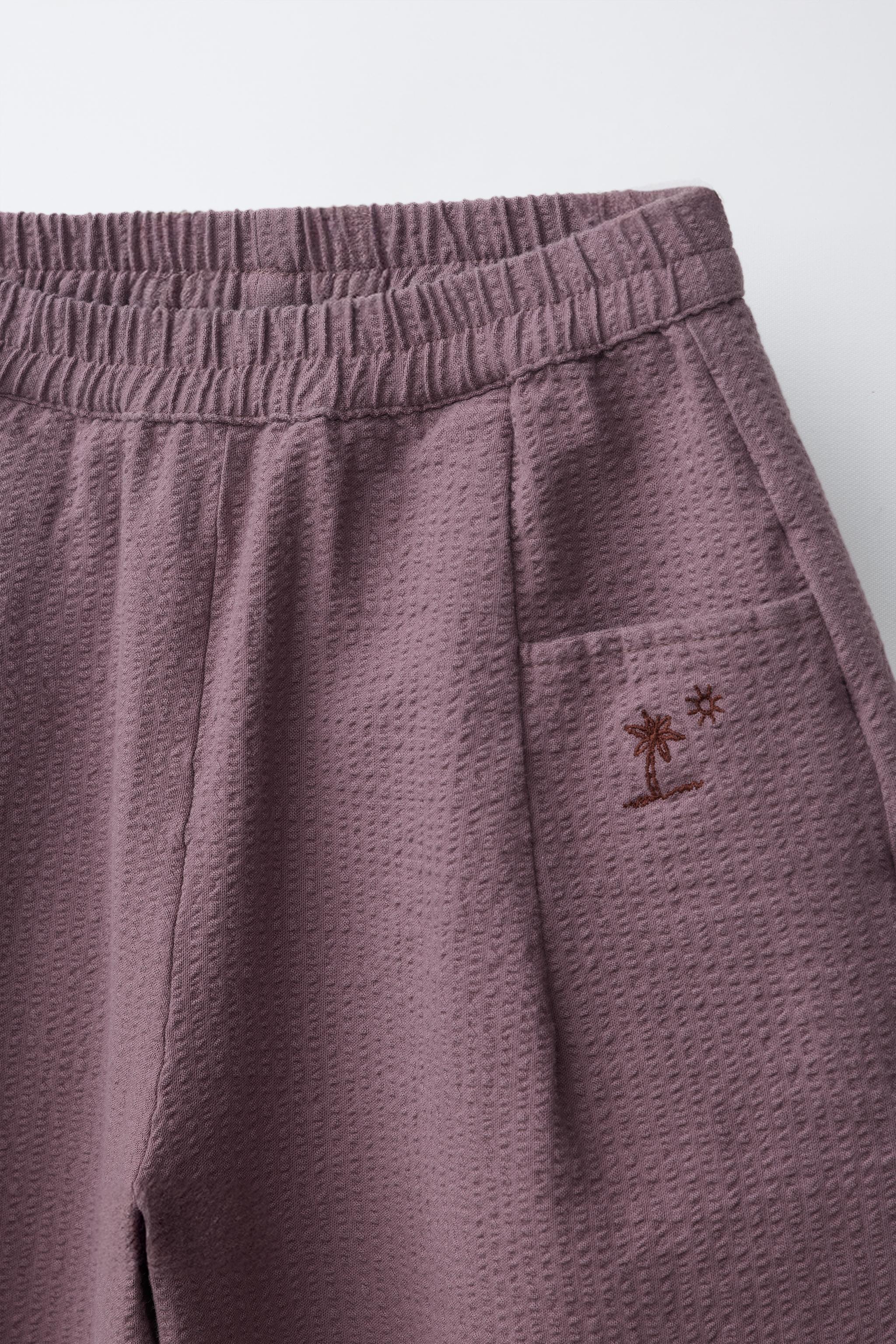 EMBROIDERED SEERSUCKER BAGGY PANTS