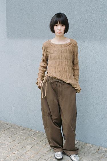 バルーンカーゴパンツブラウンZaraのバルーンカーゴパンツ - ブラウン 