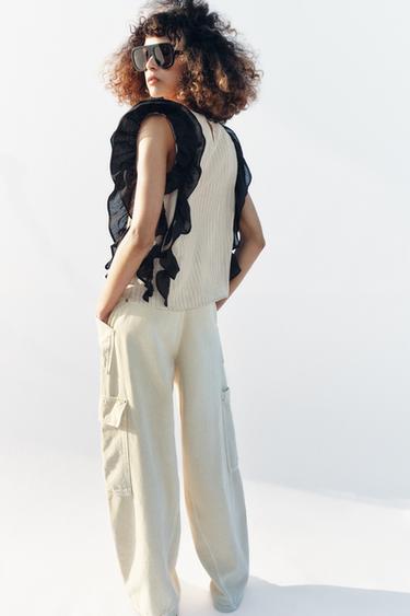 BLOUSE À RAYURES ET VOLANTS - Noir / Écru de Zara - Image 4