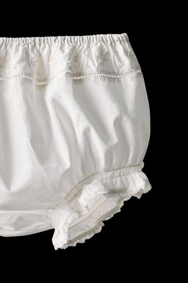 1 MONTH - 3 YEARS/ LIMITED EDITION POPLIN SHIRT AND BLOOMERS SET WITH EMBROIDERED FLOWERS - Ecru by Zara
