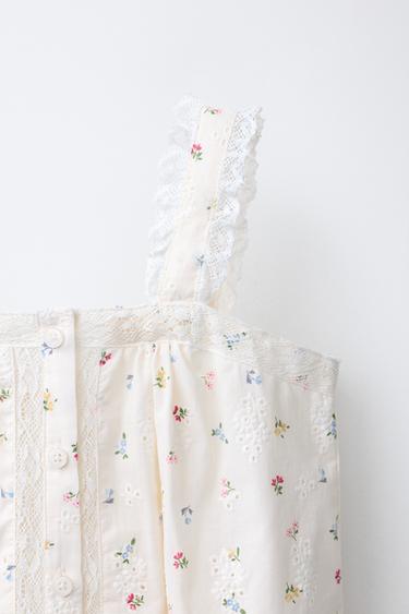 TOP SCHIFFLY PUNTILLA - Crudo de Zara