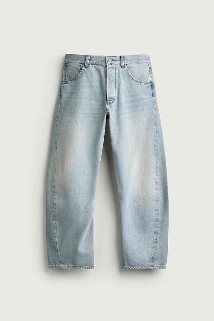LOOSE FIT JEANS WITH TWISTED SEAMS