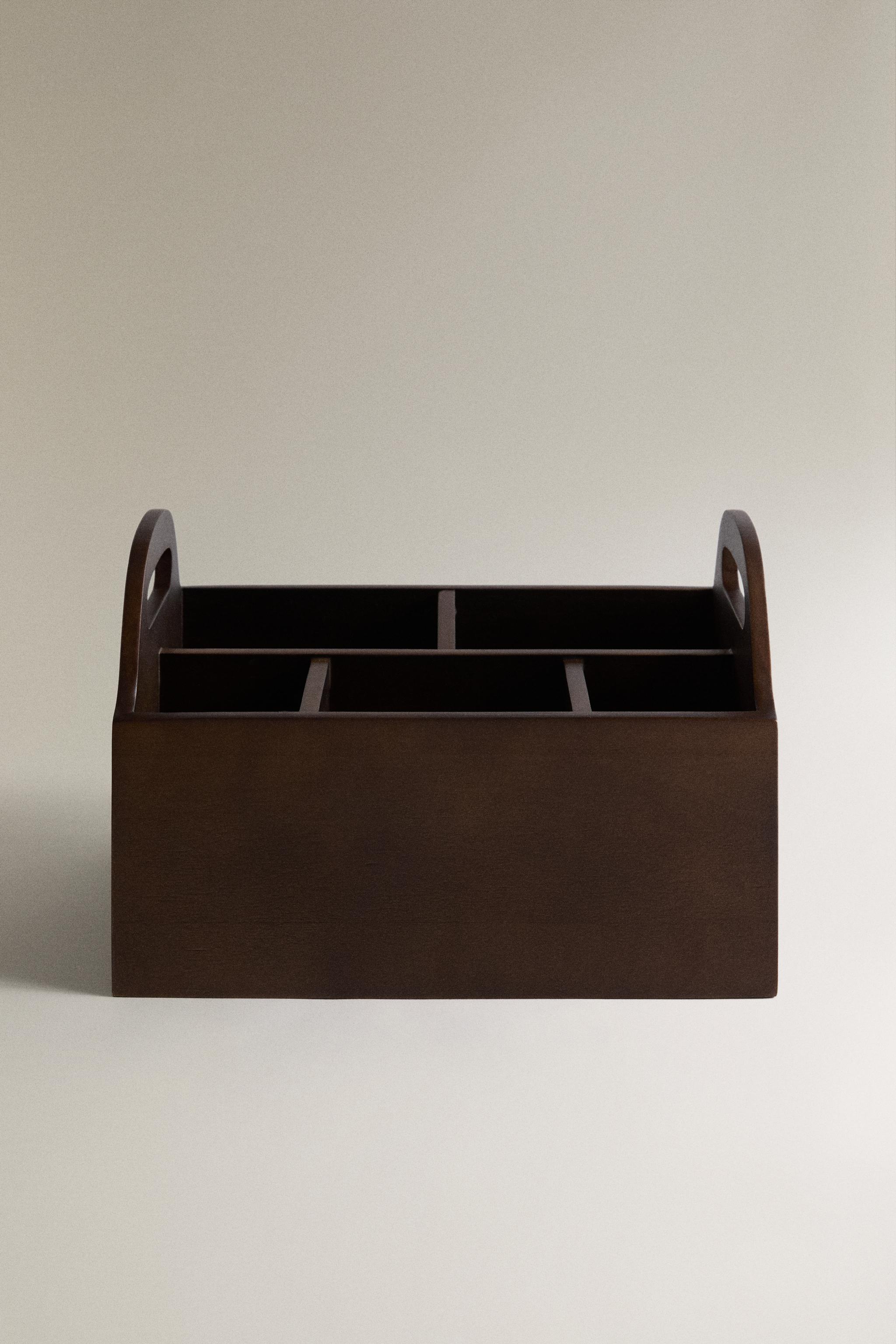 WOODEN STORAGE BOX