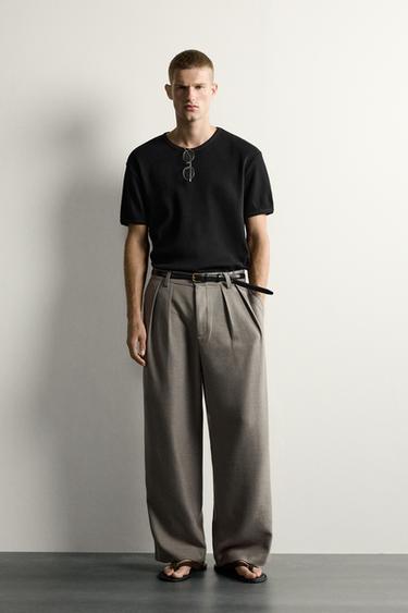 WAFFLE-KNIT TEXTURE T-SHIRT - Black by Zara