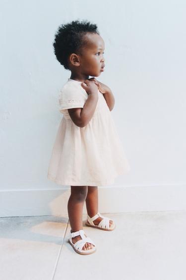 فستان وسروال داخلي مطرّز - وردي الخاص بـ Zara