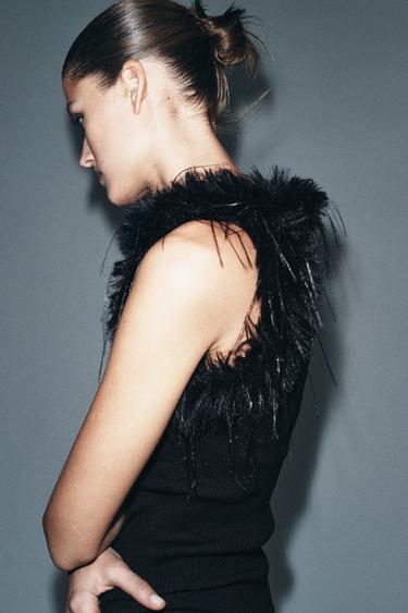 TOP RIB PLUMAS - Negro de Zara