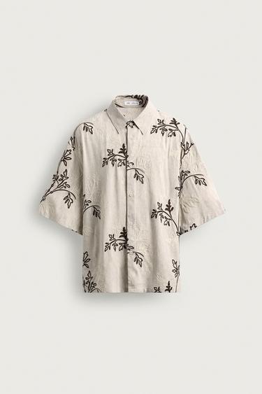 Zaras SKJORTA MED LÖS PASSFORM OCH BLOMBRODERI - Naturfärg