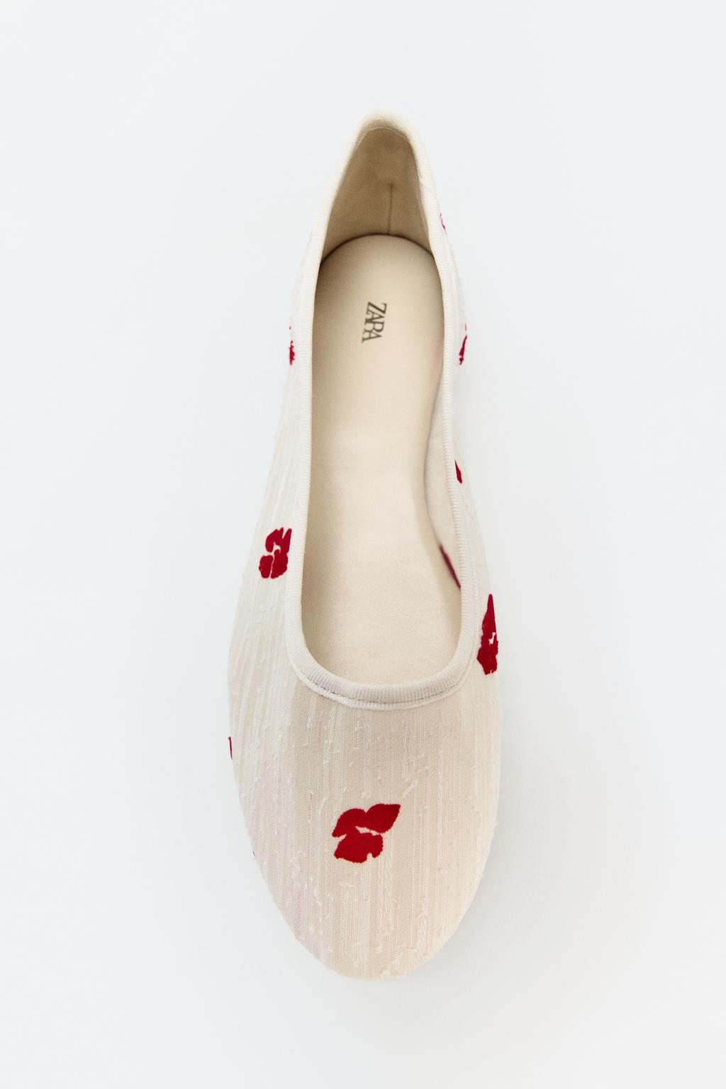 FLORAL MESH BALLET FLATS