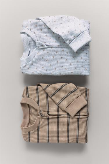 TWO-PACK OF FLORAL AND STRIPED FULL SLEEPSUITS WITH CONVERTIBLE FEET - camel by Zara