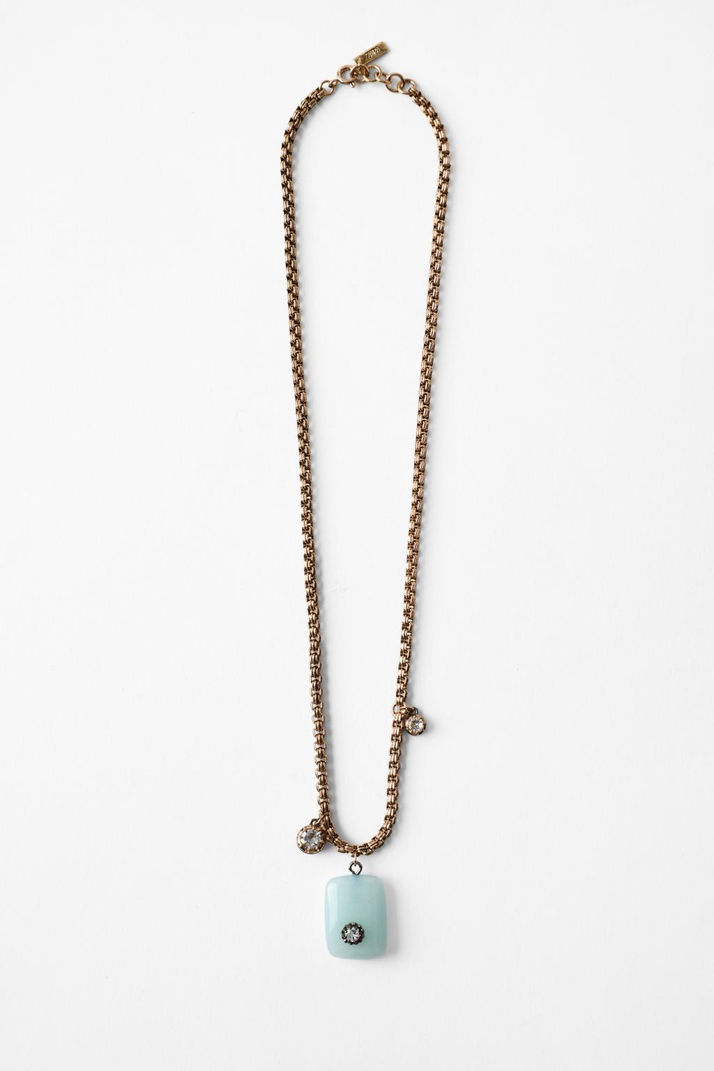 METAL AND STONE JEWEL NECKLACE