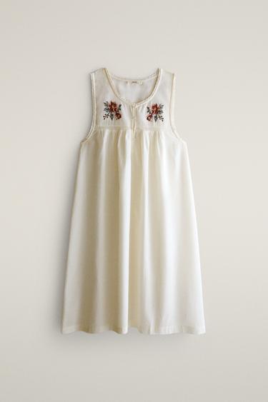 FLORAL EMBROIDERED NIGHTGOWN — Oyster-white 1