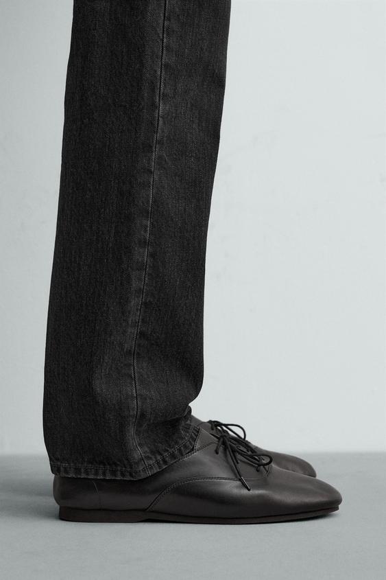 LEATHER SHOES WITH VIBRAM® SOLE AARON LEVINE X ZARA