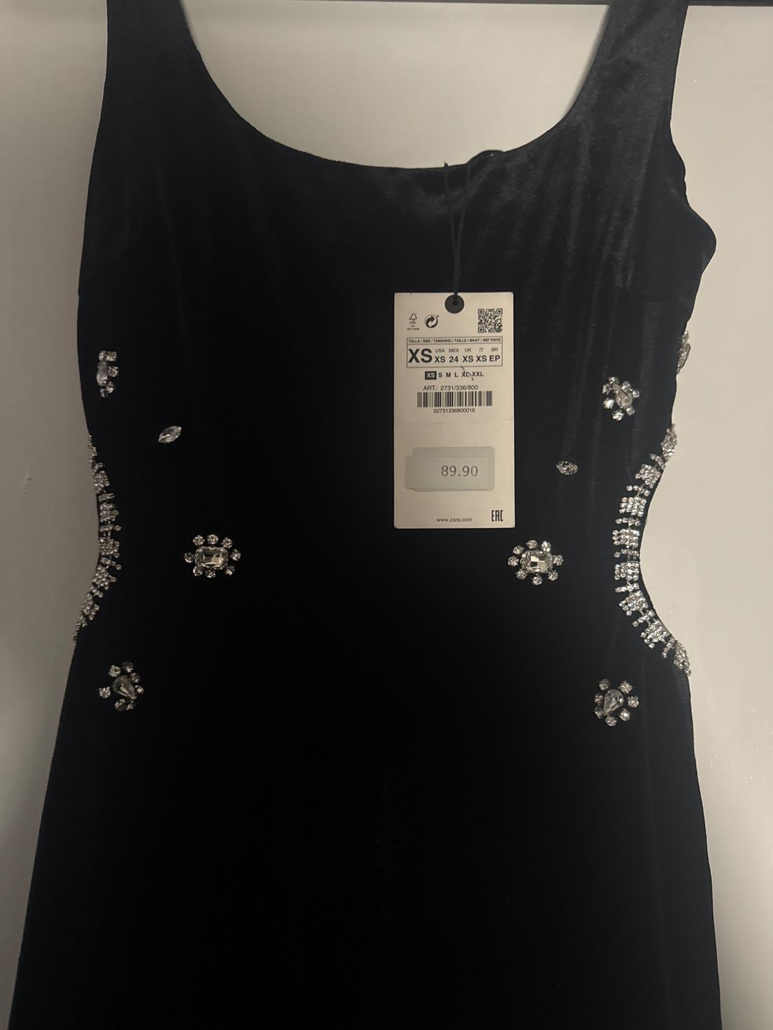 JEWEL TRIM VELVET DRESS - Image 3