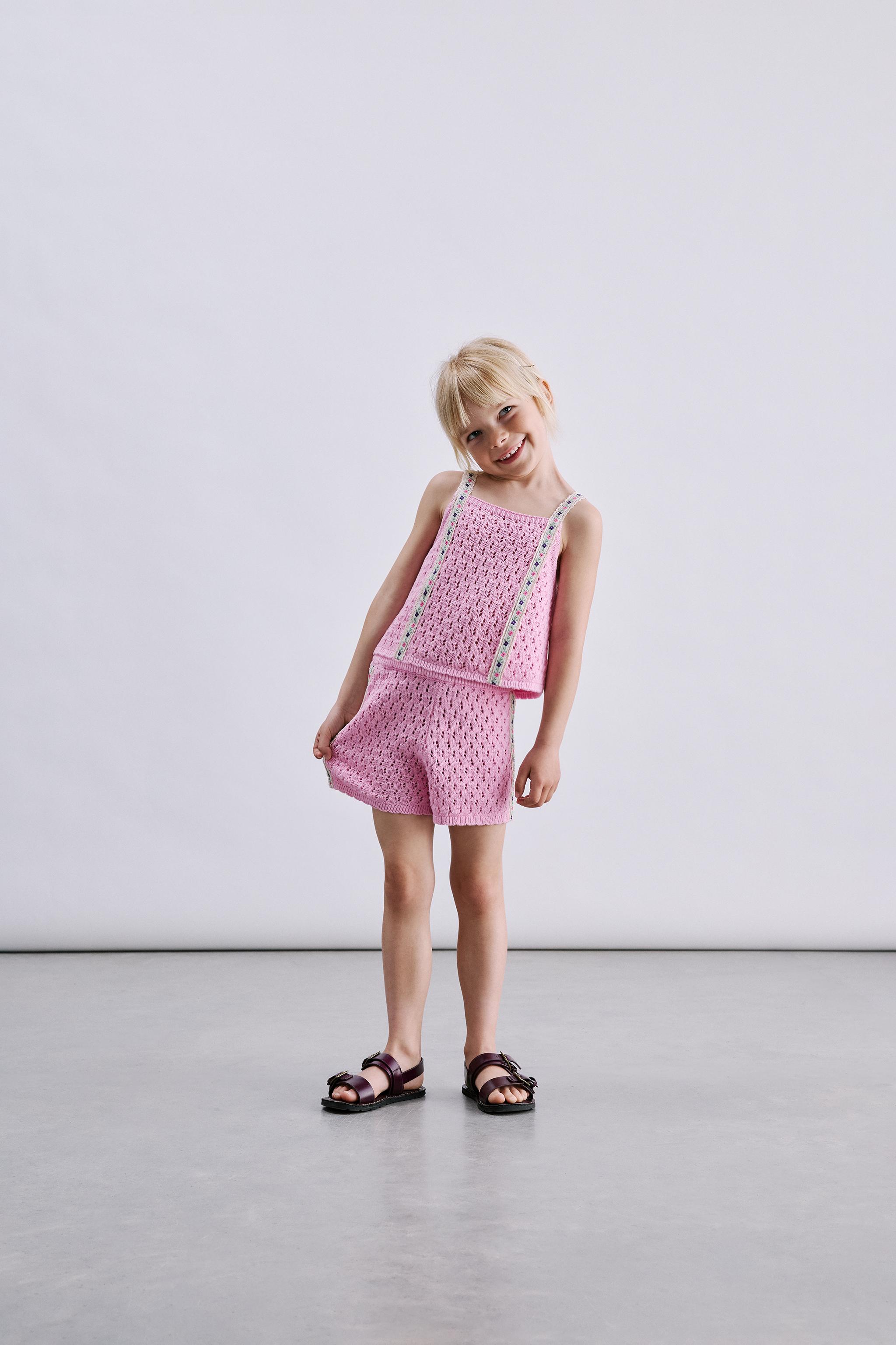 EMBROIDERED FLORAL KNIT SHORTS — Pink