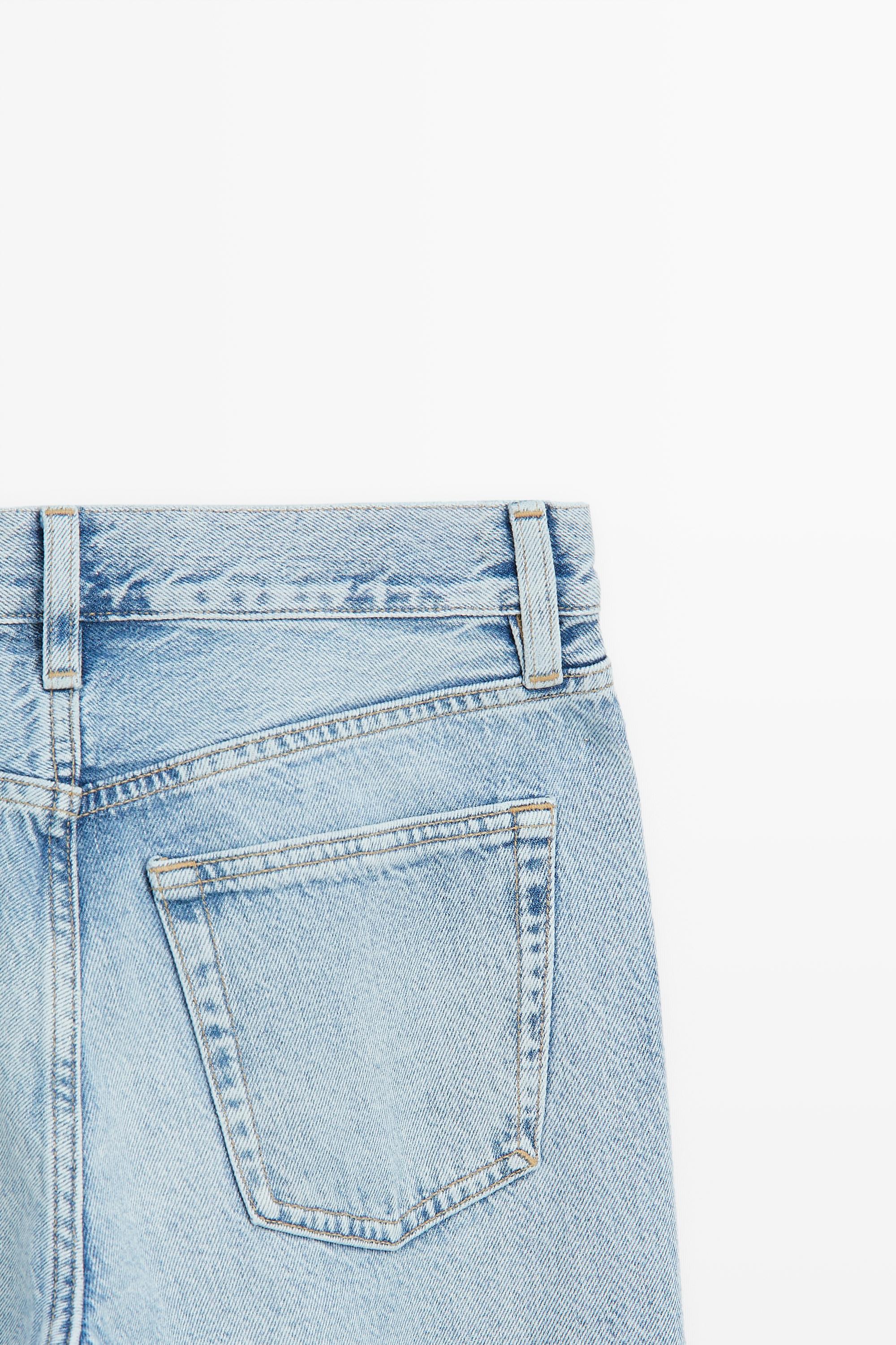 Jean relaxed straight taille moyenne