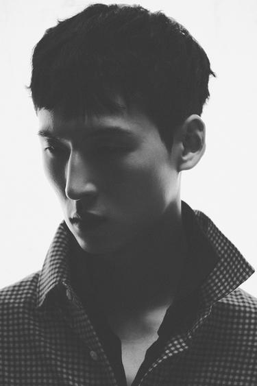 LOOK - Light beige by Zara