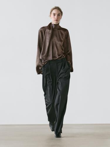 Chemisier fluide satiné nœud - Gris de Zara - Image 0