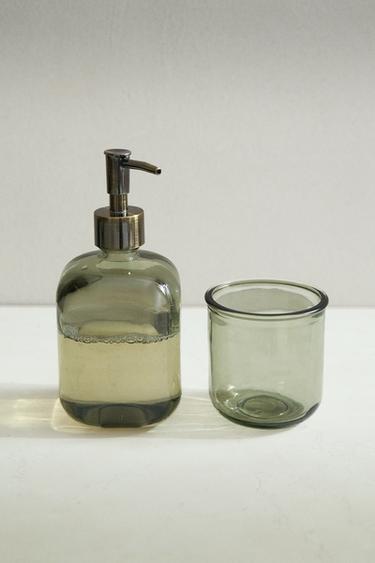 GREENISH GLASS BATHROOM ACCESSORIES - Red by Zara