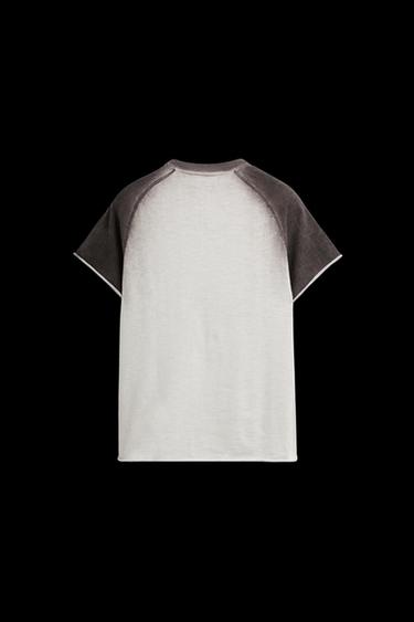 CAMISETA PUNTO ESTAMPADO SPRAY - Blanco roto de Zara