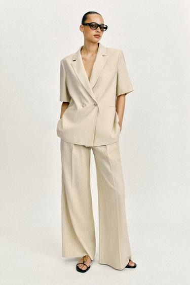 BLAZER DOPPIOPETTO IN LINO MANICHE CORTE - Beige chiaro di Zara