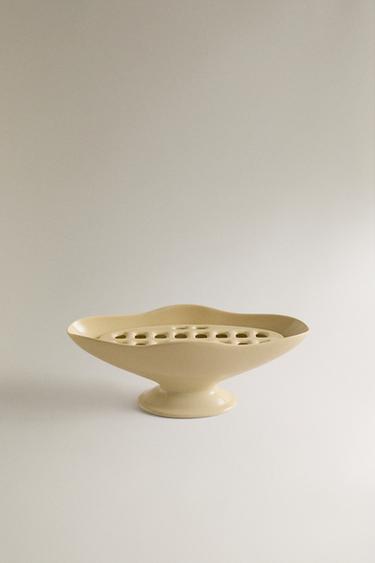 SMALL OVAL WAVY VASE | STUDIO MARY LENNOX - Light khaki by Zara - Image 0