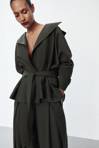 TRENCH CORTO FLUIDO ZW COLLECTION - Khaki de Zara