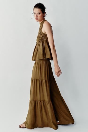 PANTALÓN CORTES VOLUMEN - Oliva de Zara