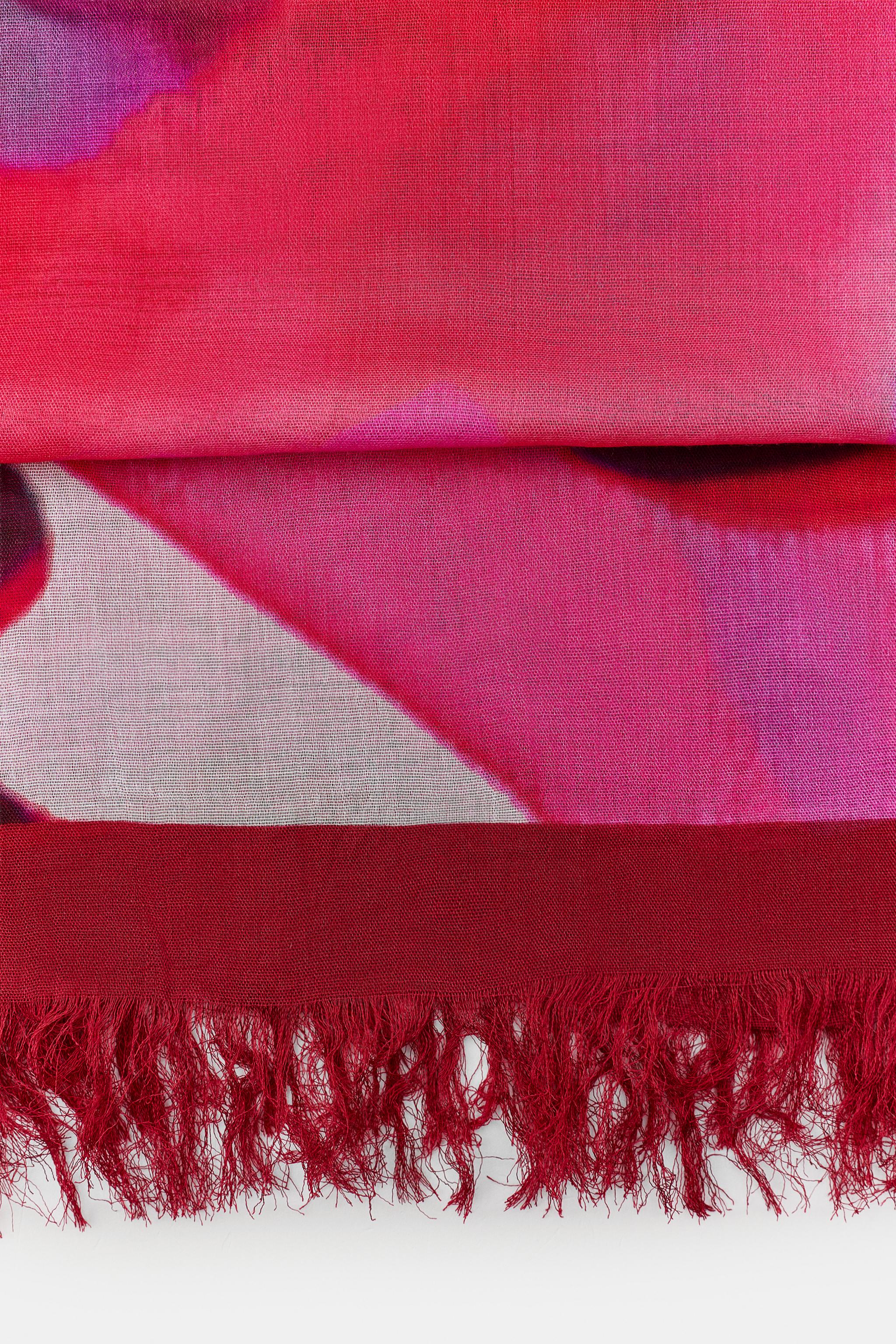 POLKA DOT MODAL SCARF