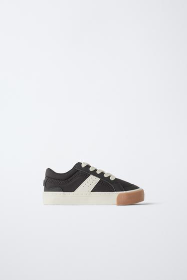 BAMBA SKATE - Negro de Zara