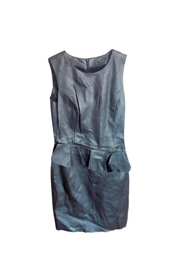ROBE SIMILICUIR