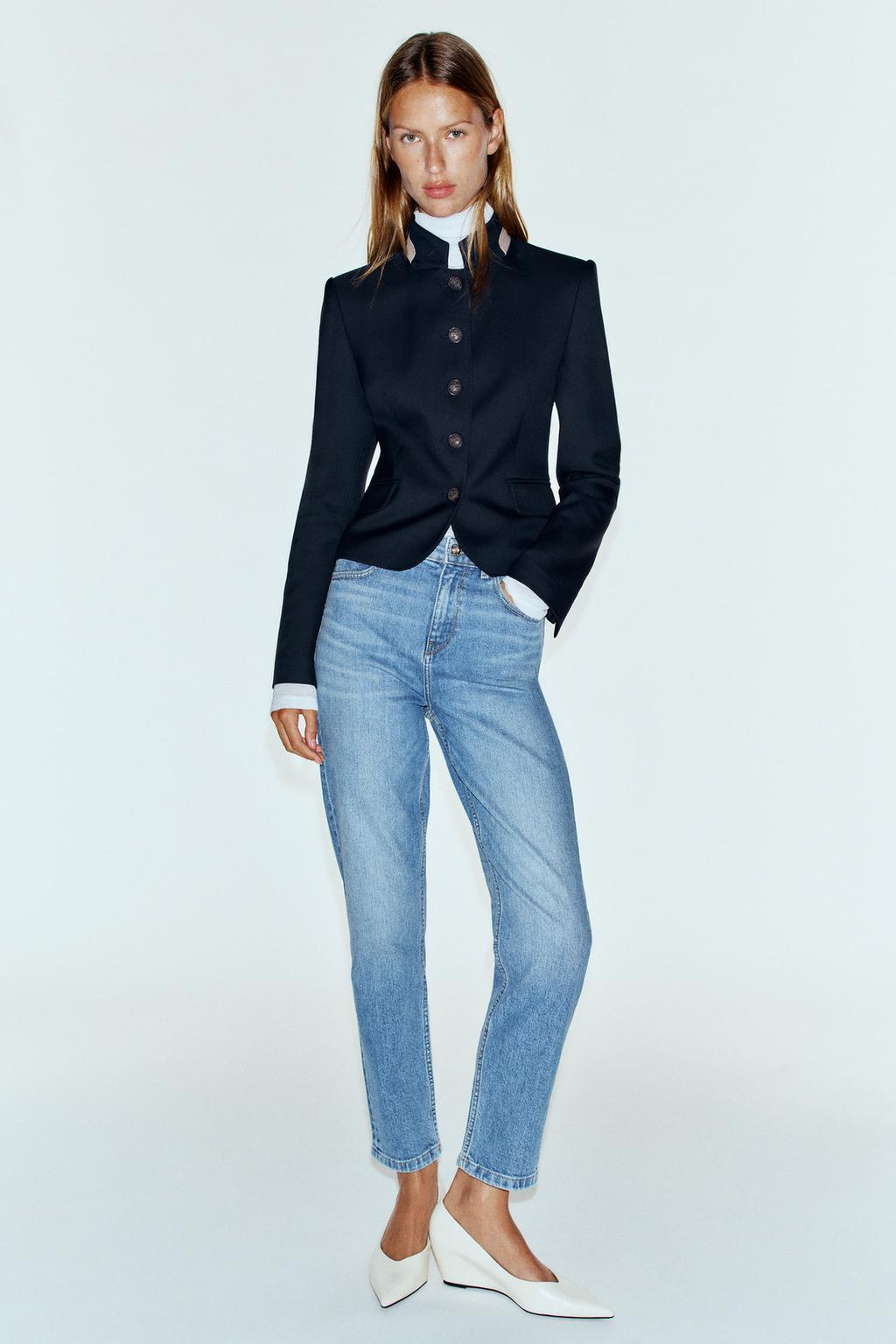CONTRAST COLLAR BLAZER