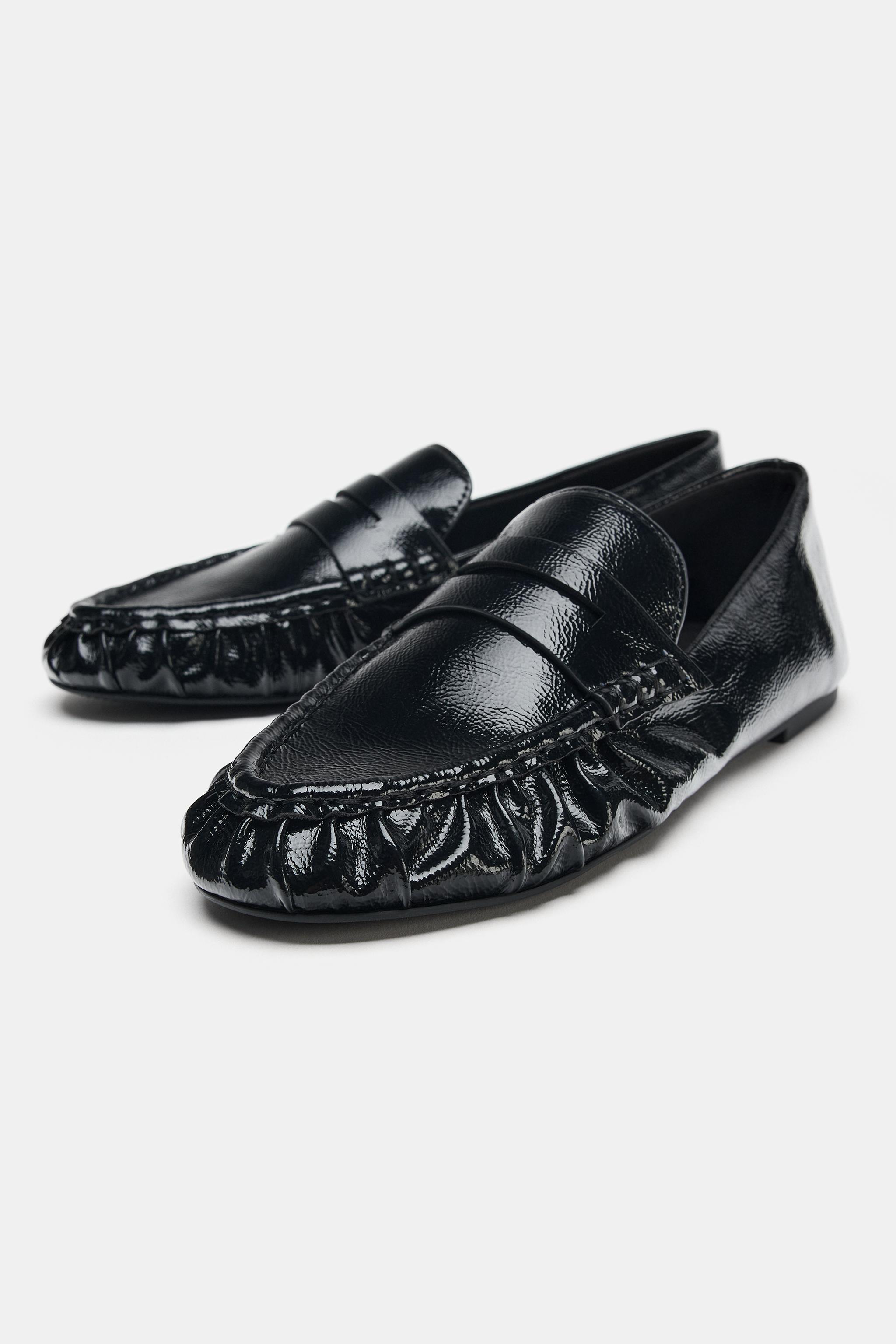 GATHERED LOAFERS