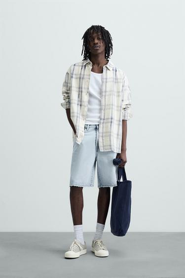 BERMUDA DENIM STRAIGHT FIT - Azul claro de Zara - Imagen 0