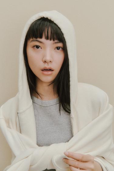 RUSTIC HOODIE - Ecru by Zara