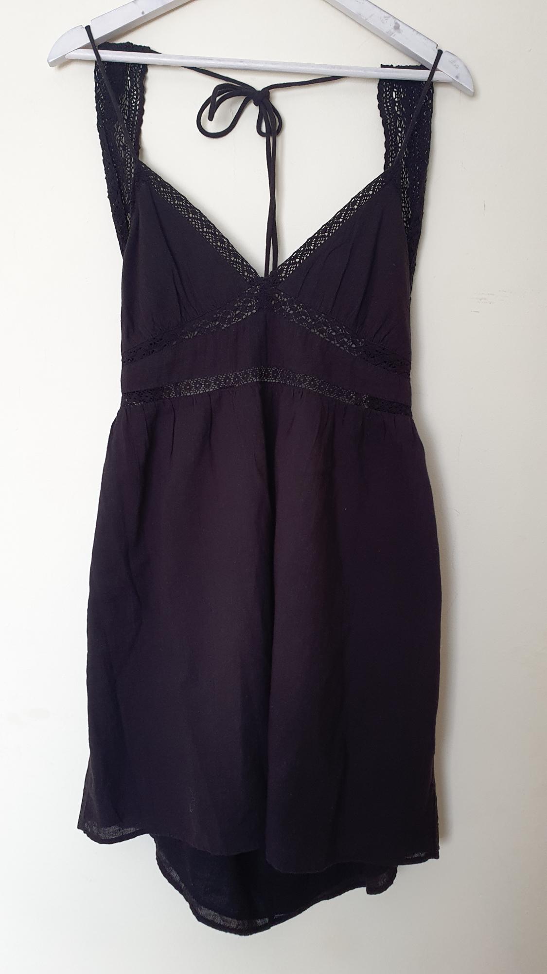 LACE TRIM SHORT DRESS