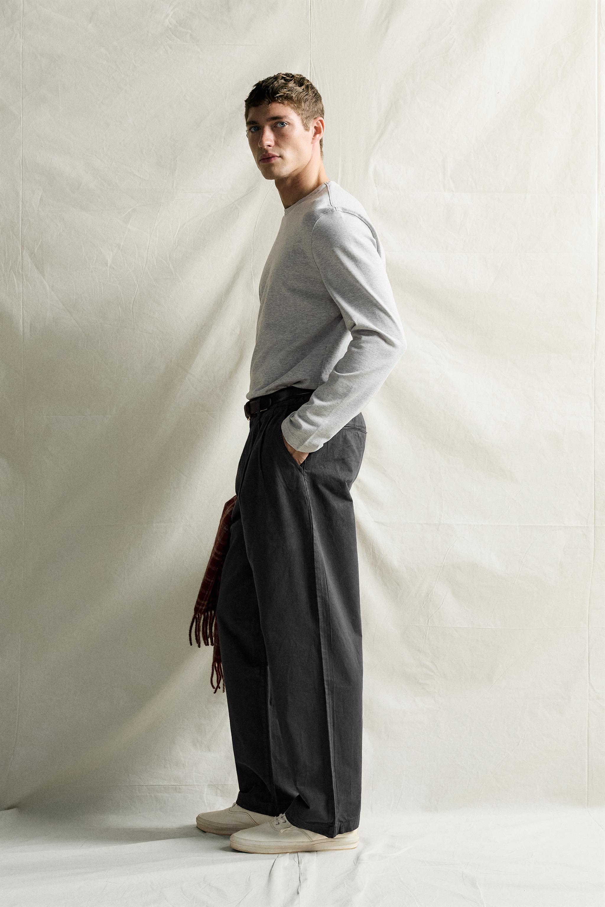 PLEATED REGULAR-FIT CHINO PANTS