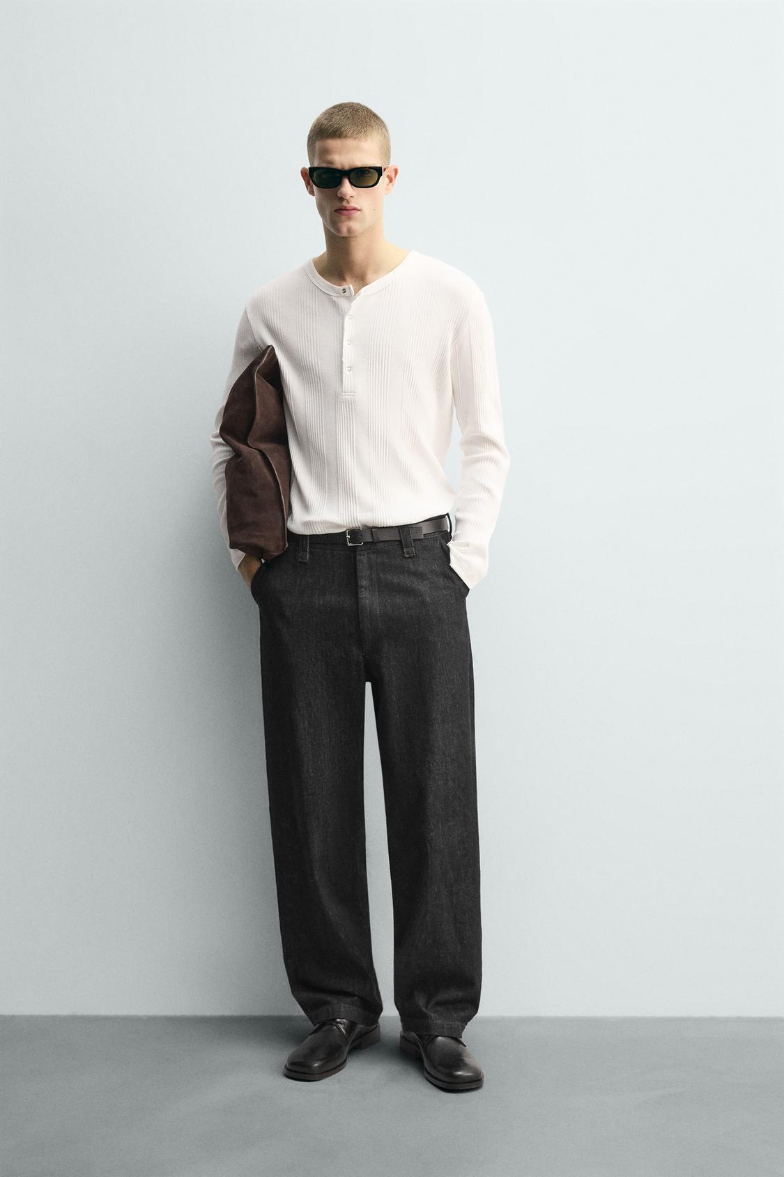 ФУТБОЛКА С ТЕКСТУРИРОВАННЫМ ВОРОТНИКОМ HENLEY ОТ ZARA