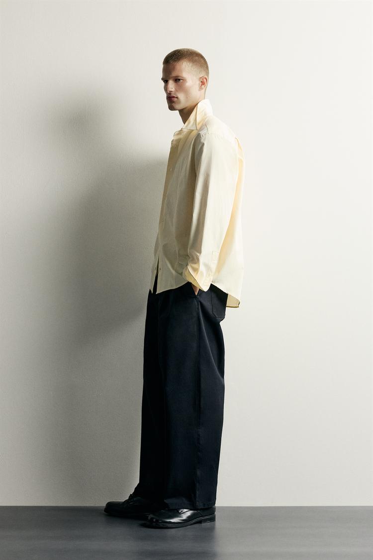 Camisa de corte relajado con detalle de costura 4