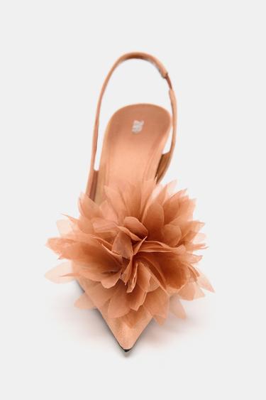 SPLIT SUEDE HEELS WITH FLOWER DETAIL - Blush by Zara